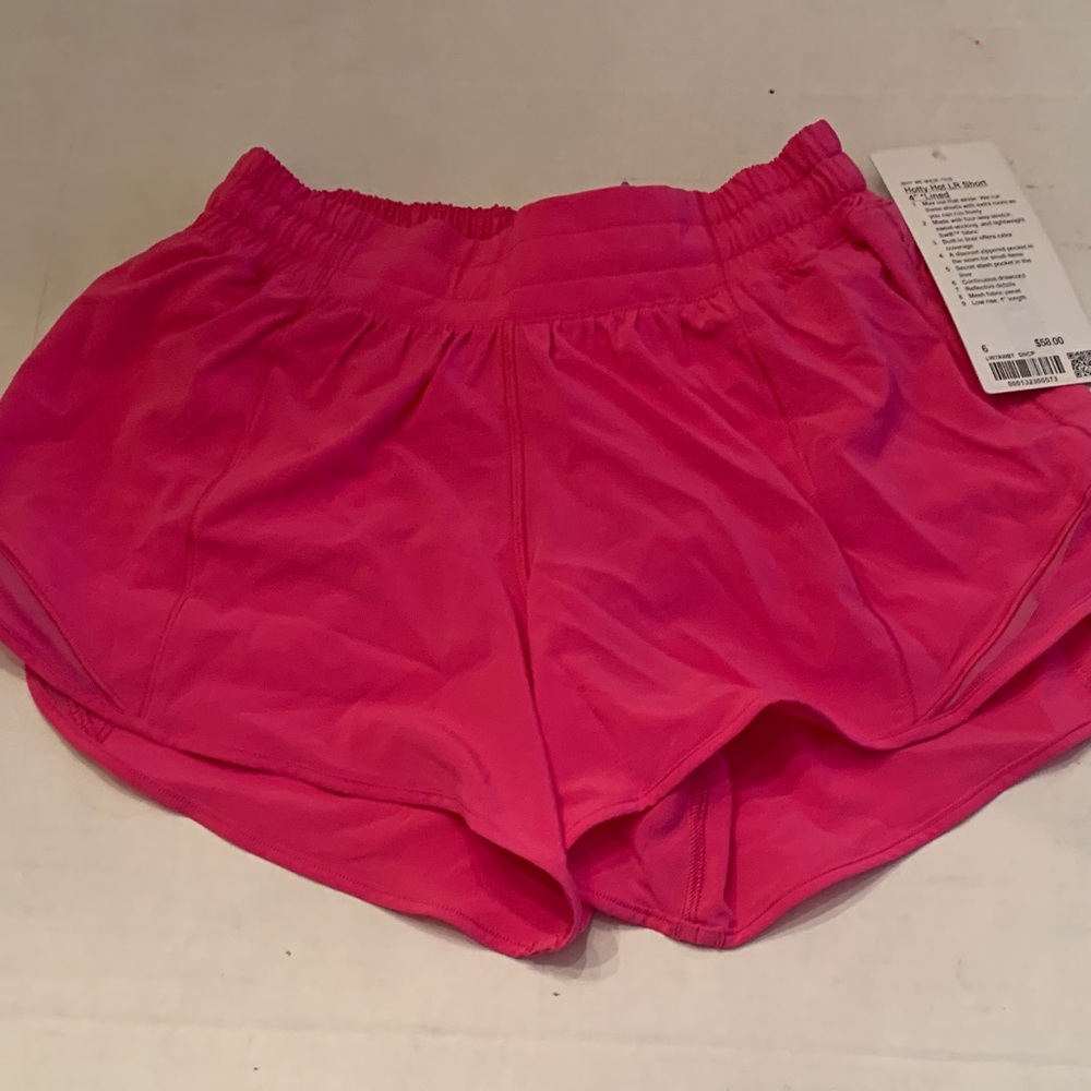 NWT Hotty Hot LR short 4” Lined  Tall Shorts